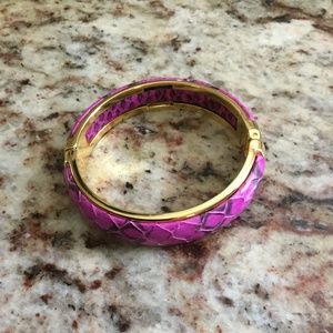 Beautiful Pink w/ Gold Bracelet made in ITALY